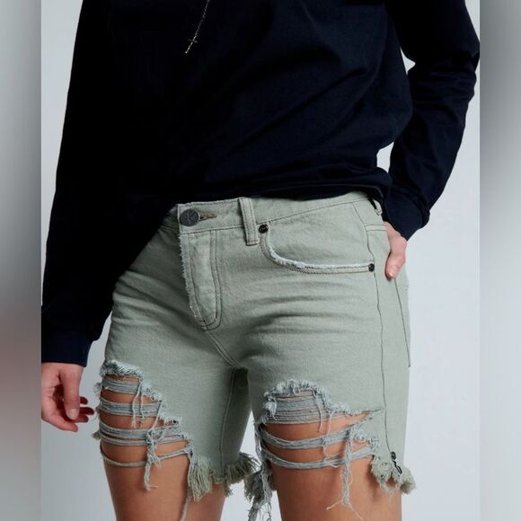 One Teaspoon Pants - One Teaspoon Free People Stevies Long Length Boyfriend Shorts fade Khaki NWT 28